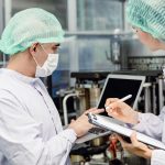 L'illustration de l'article "Quelles sont les règles d’hygiène essentielles dans une cuisine professionnelle ?"